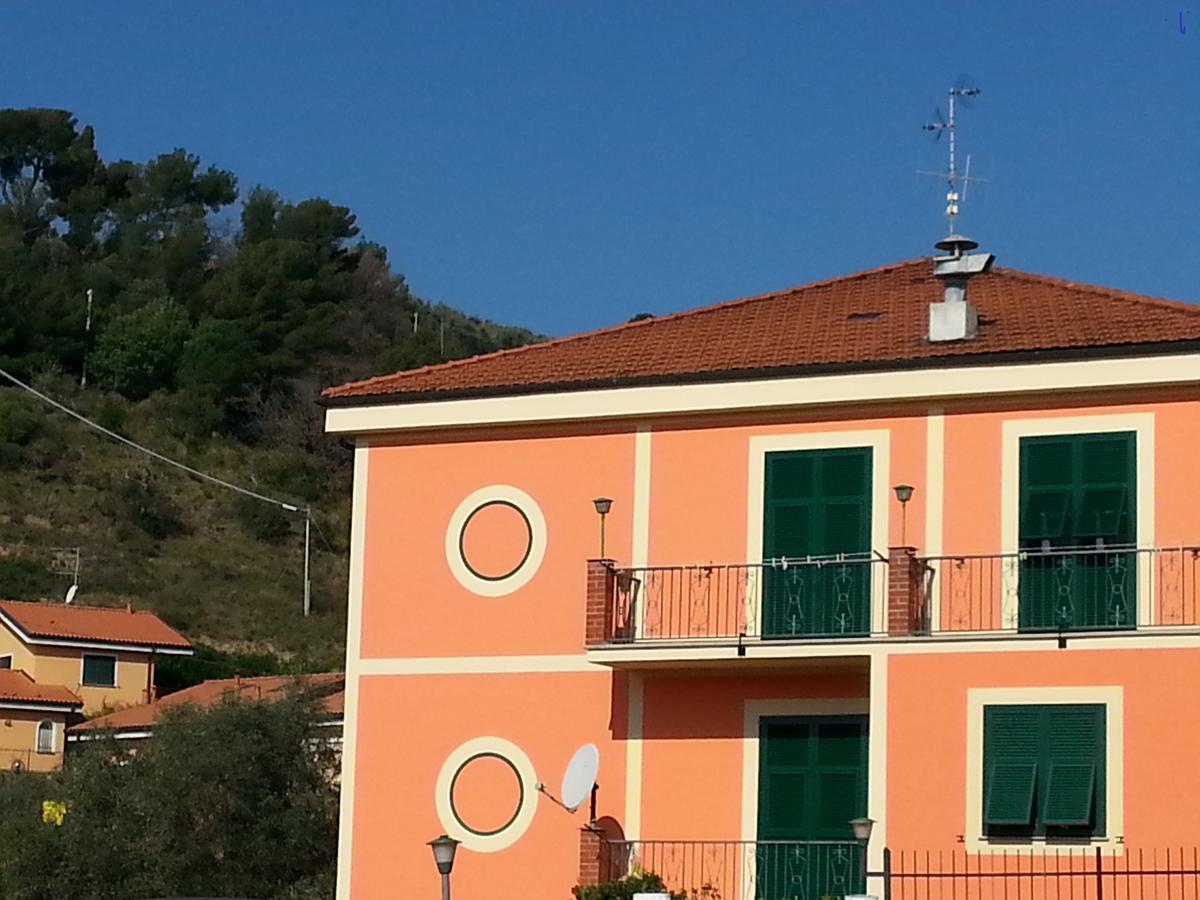 Albergo Jolanda Diano Marina Exterior foto